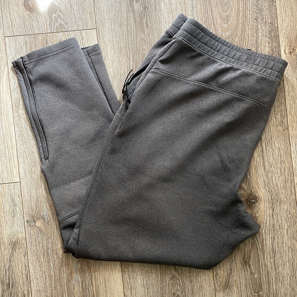 Target Mens Joggers, Gray, Size Large